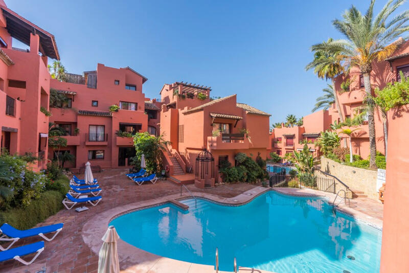 Apartment for sale in Marbella, Málaga