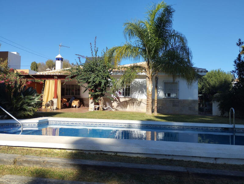 Villa en venta en Mijas, Málaga