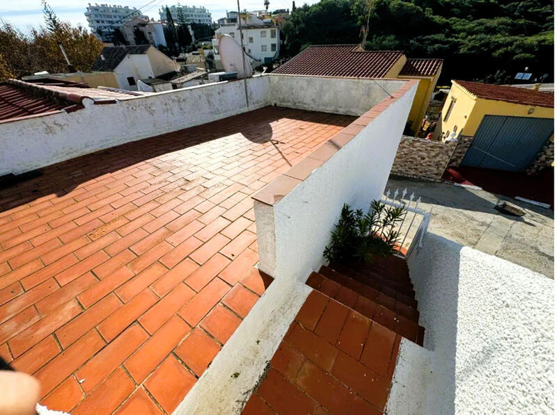 2 Cuarto Villa en venta