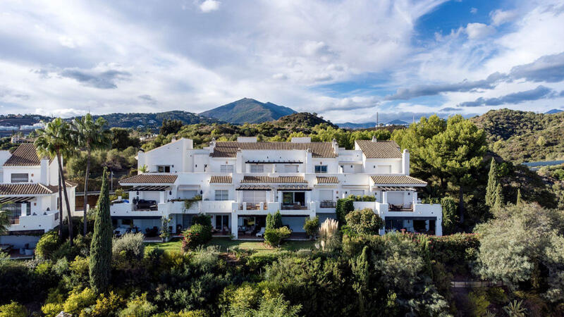 Appartement zu verkaufen in Nueva Andalucia, Málaga