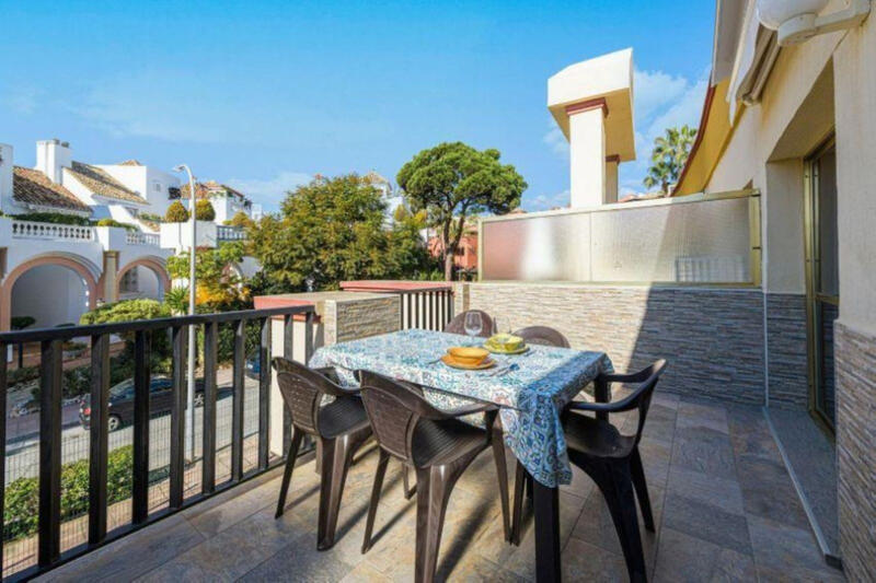 Apartamento en venta en Elviria, Málaga