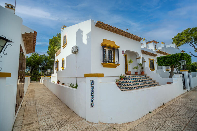 3 bedroom Villa for sale