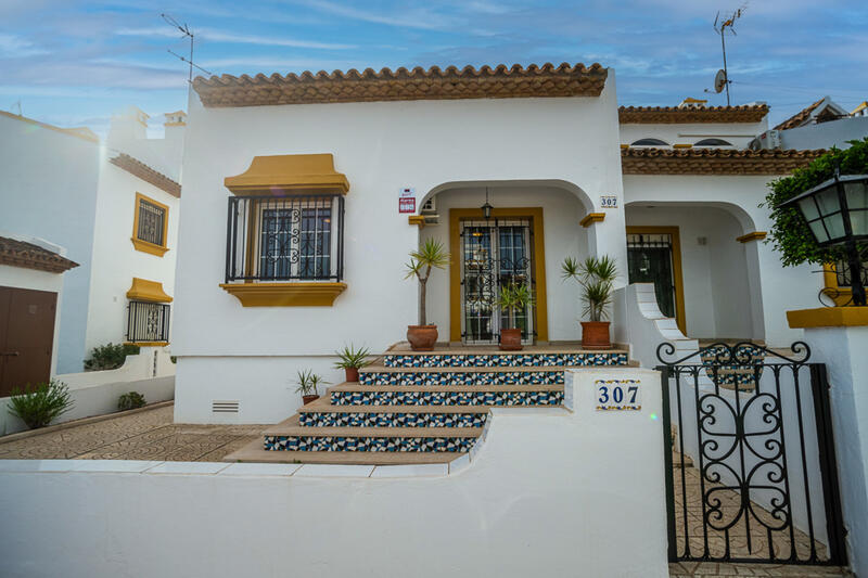 3 bedroom Villa for sale