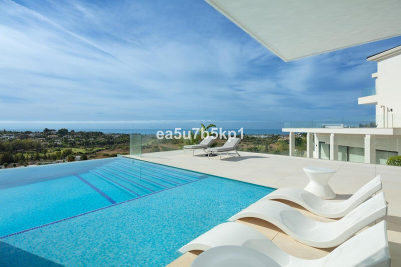 7 bedroom Villa for sale