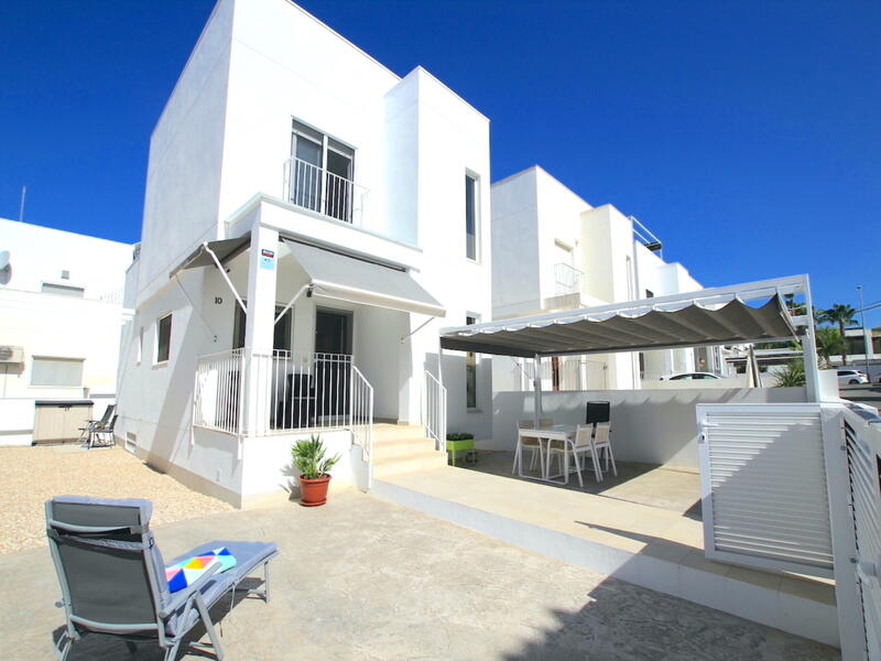 Villa à vendre dans La Marina, Alicante