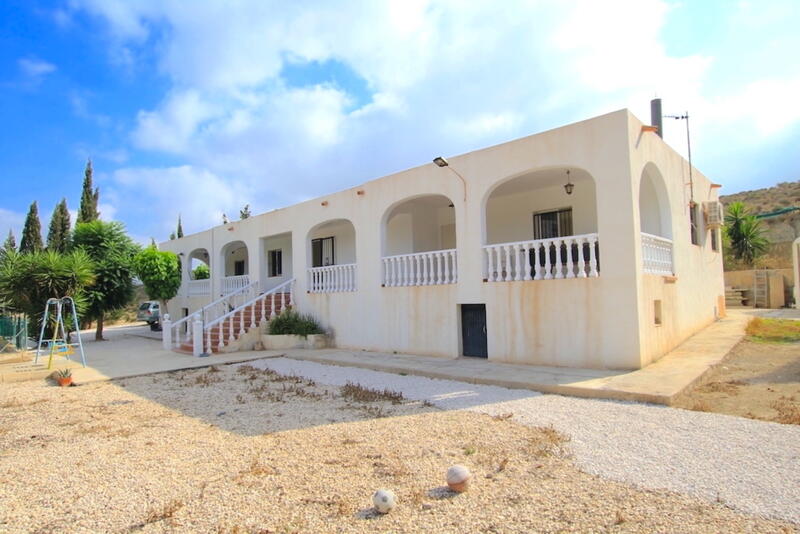 Landhaus zu verkaufen in Bigastro, Alicante