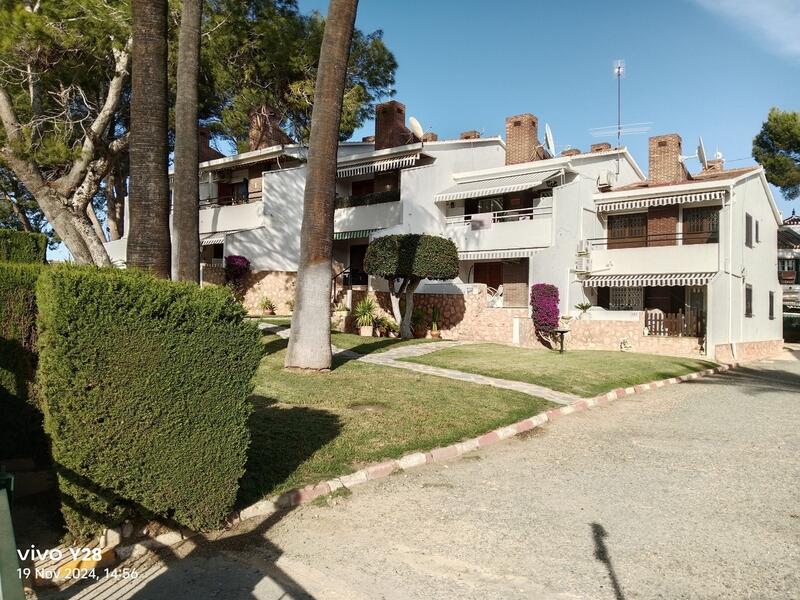 Apartment for sale in Villamartin, Alicante