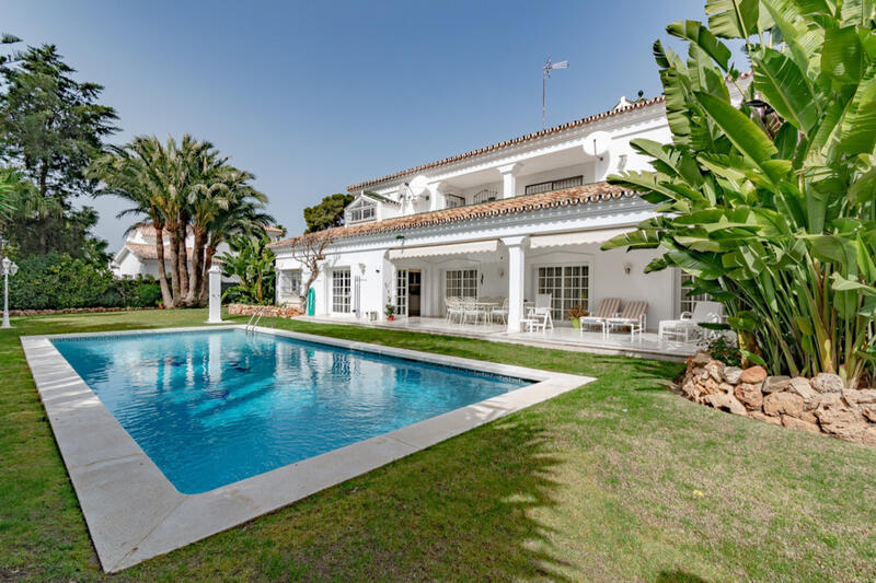 5 bedroom Villa for sale