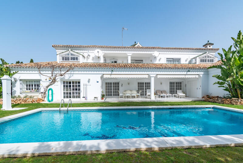 5 bedroom Villa for sale