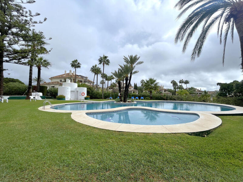 Appartement Te koop in Estepona, Málaga