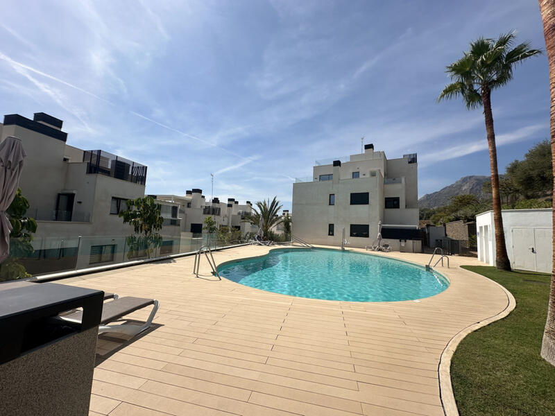 Apartment for sale in Marbella, Málaga