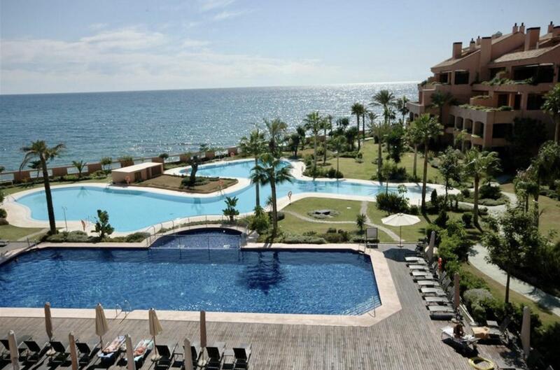 Apartment for sale in Puerto Banus, Málaga