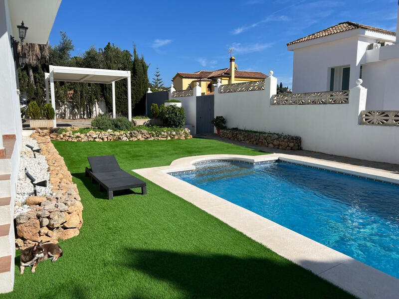 Villa til salg i Marbella, Málaga