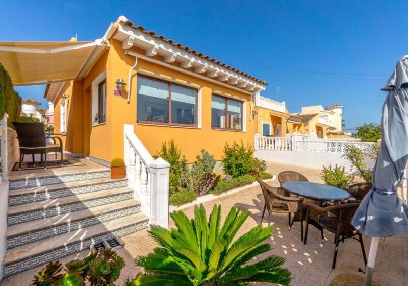 Villa à vendre dans Orihuela Costa, Alicante