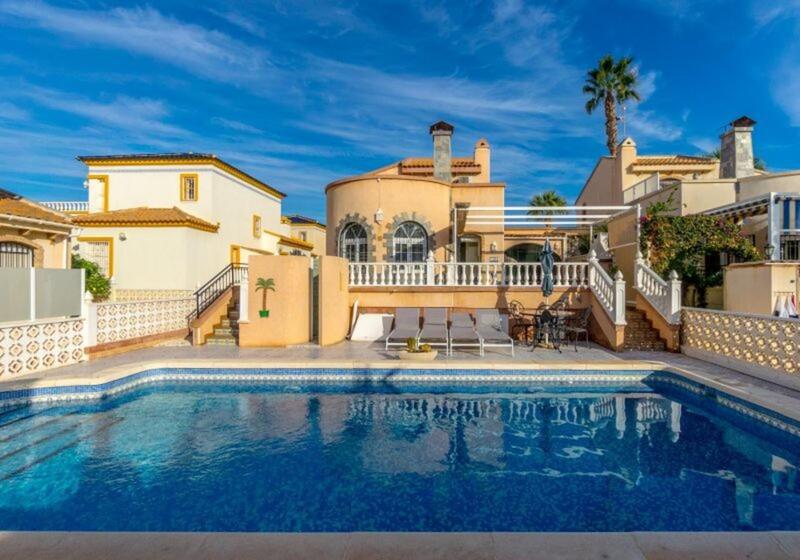 Casa de Campo en venta en Orihuela Costa, Alicante