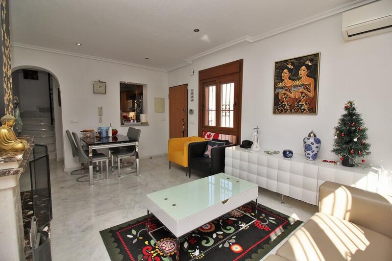 3 Cuarto Villa en venta