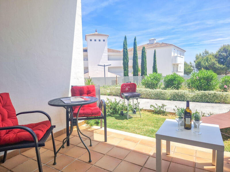 Apartment for sale in La Duquesa, Málaga