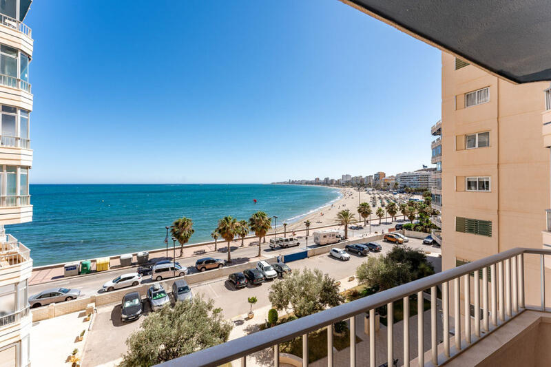 Apartamento en venta en Fuengirola, Málaga