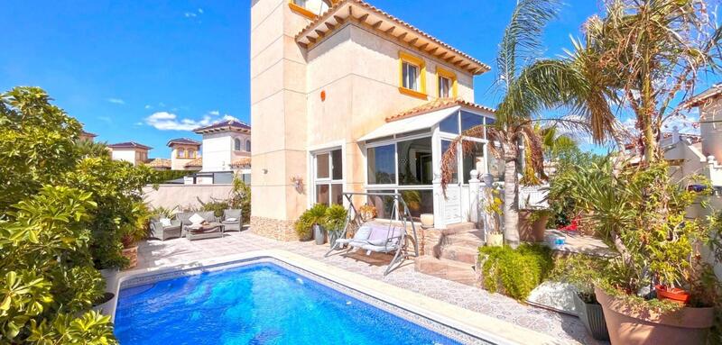 Villa à vendre dans Orihuela Costa, Alicante