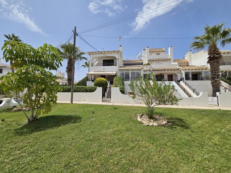 Apartment for sale in Villamartin, Alicante