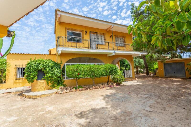 Villa à vendre dans Los Montesinos, Alicante