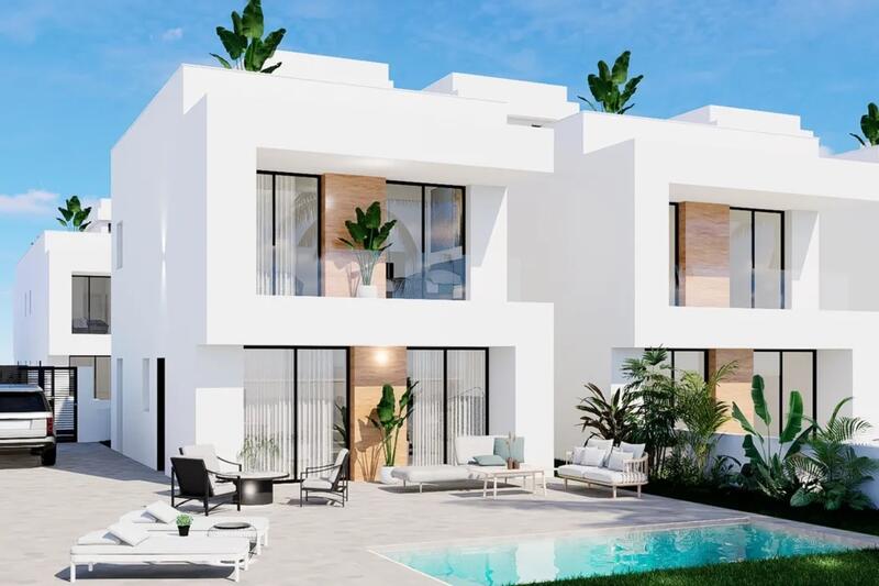 Villa til salg i La Zenia, Alicante