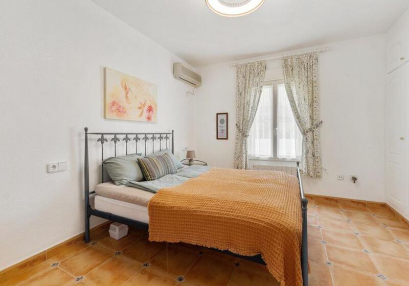 4 Schlafzimmer Villa zu verkaufen