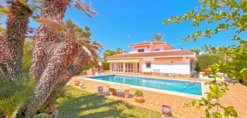 Villa à vendre dans Orihuela Costa, Alicante