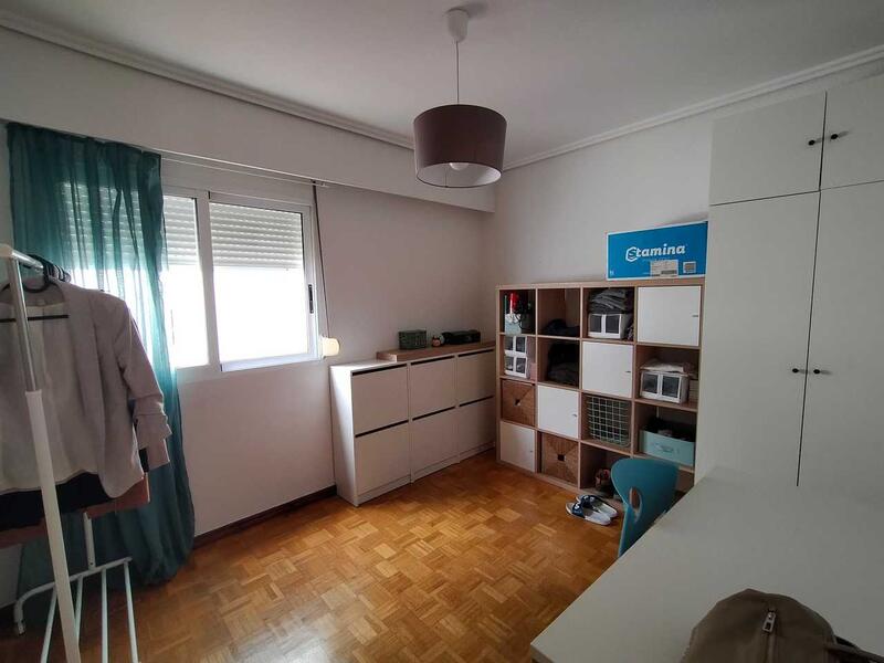 3 bedroom Apartment for sale