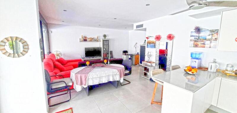 2 Cuarto Villa en venta