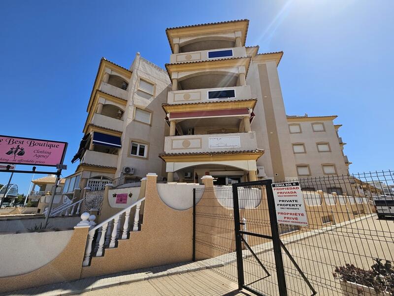 Appartement zu verkaufen in La Zenia, Alicante