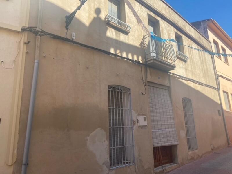 Maison de Ville à vendre dans Benimeli, Alicante