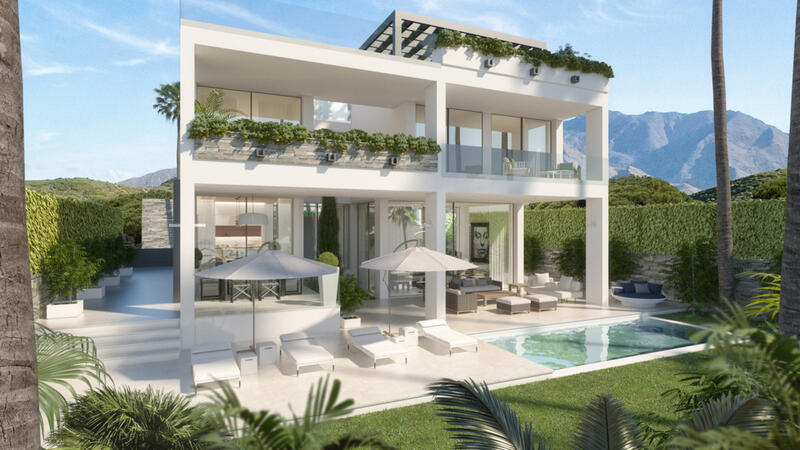 Villa for sale in Estepona, Málaga