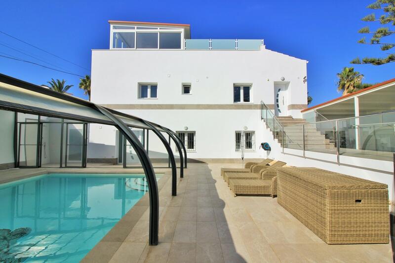 Villa à vendre dans Villamartin, Alicante