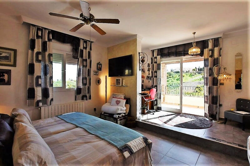 5 Cuarto Villa en venta