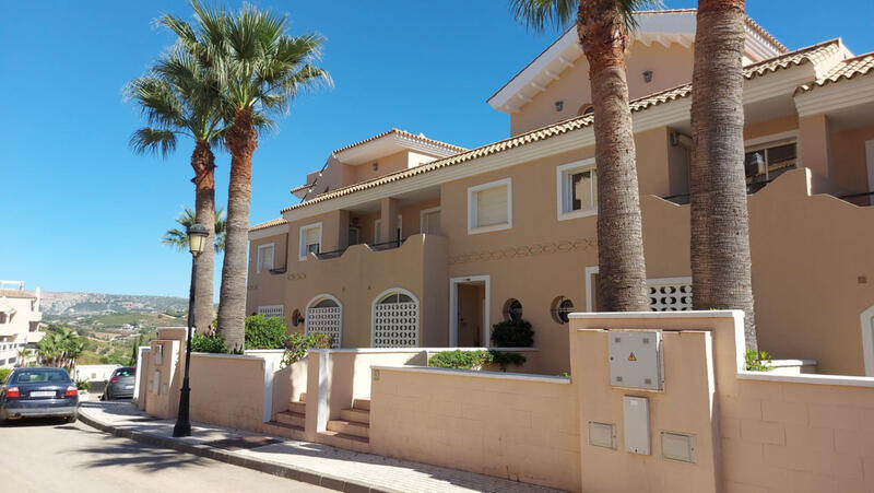 Maison de Ville à vendre dans La Duquesa, Málaga