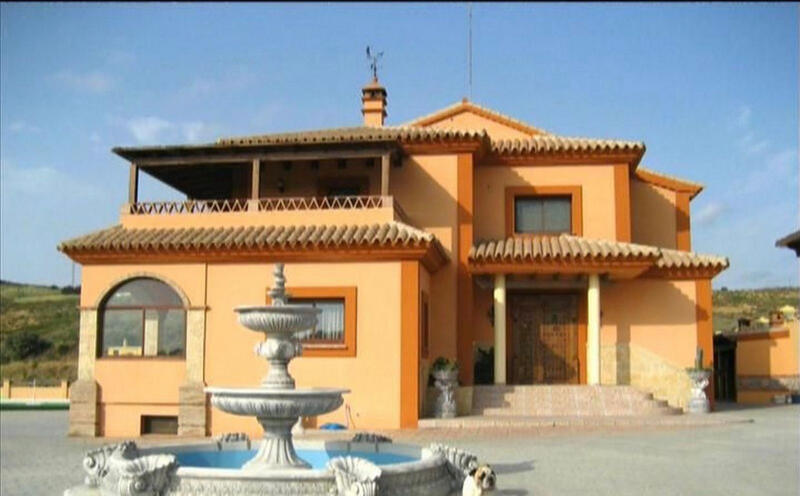 Villa à vendre dans Estepona, Málaga