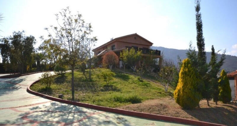 4 Cuarto Villa en venta