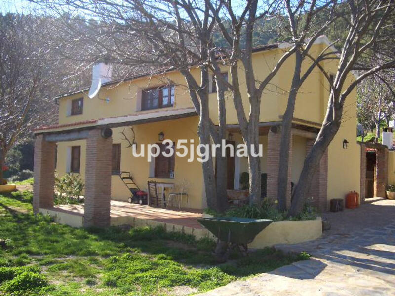 4 Cuarto Villa en venta