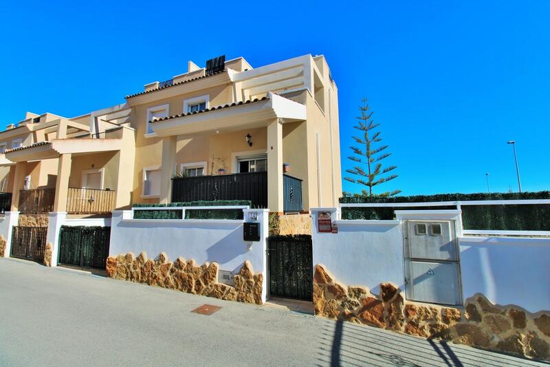 Maison de Ville à vendre dans San Miguel de Salinas, Alicante