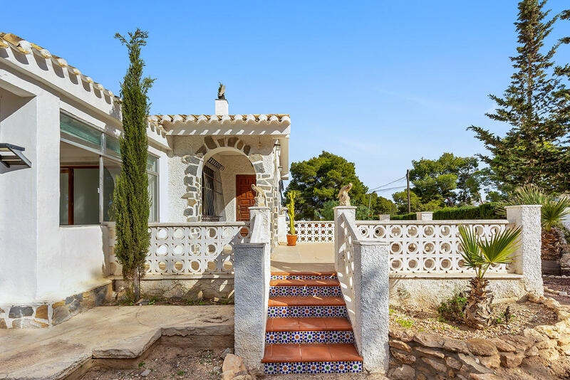 Villa til salg i Torrevieja, Alicante