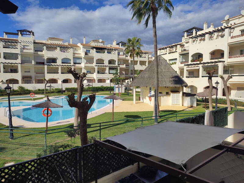 Apartment for sale in La Duquesa, Málaga