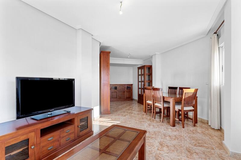 4 bedroom Apartment for sale