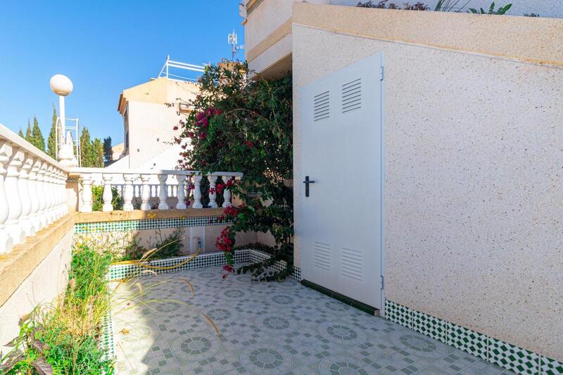 2 Cuarto Villa en venta