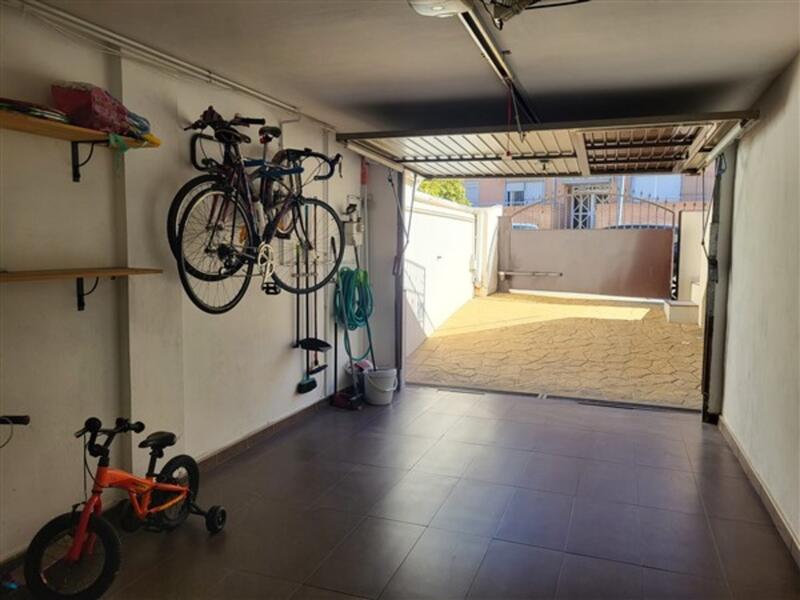 3 Cuarto Adosado en venta