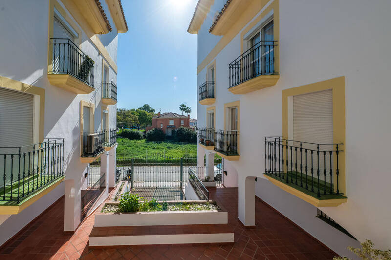 Appartement Te koop in San Pedro de Alcantara, Málaga