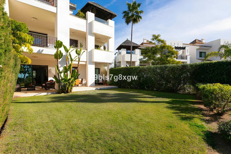 Appartement zu verkaufen in Benahavis, Málaga