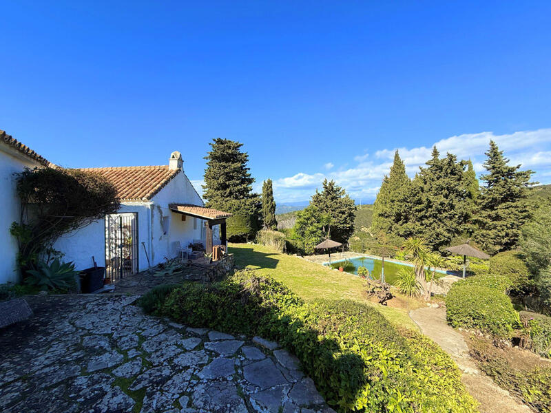 Villa til salg i Casares, Málaga