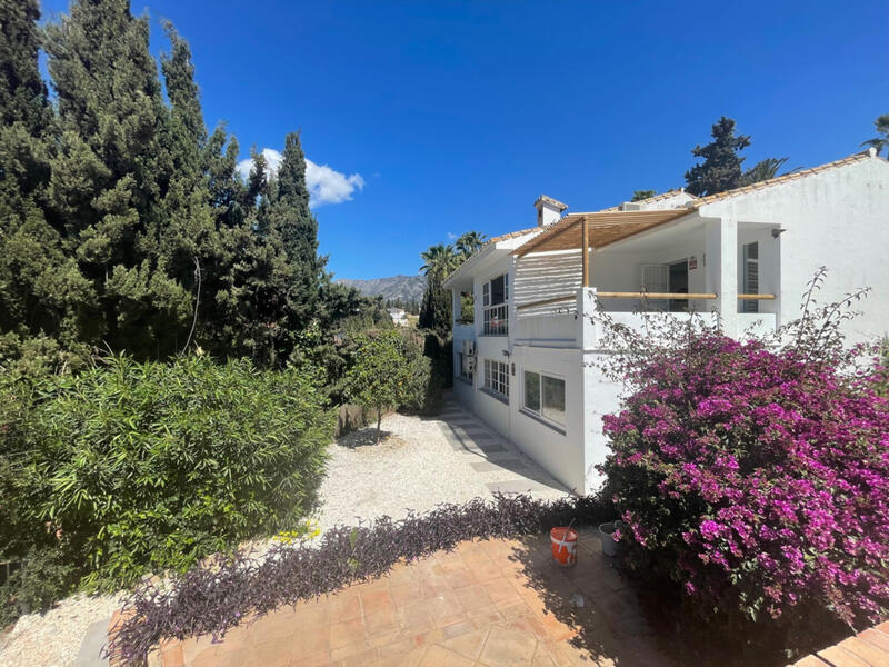 Villa for sale in Mijas Costa, Málaga