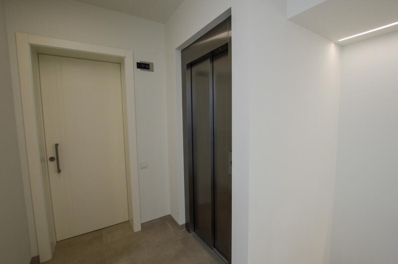 1 slaapkamer Appartement Te koop